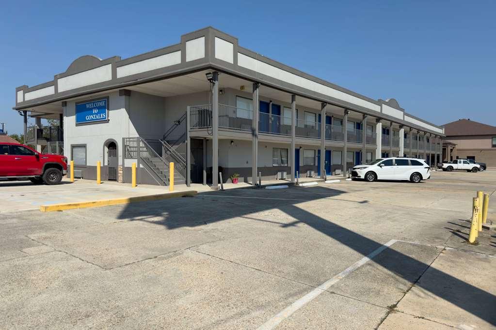 Days Inn Gonzales ゴンザレス エクステリア 写真